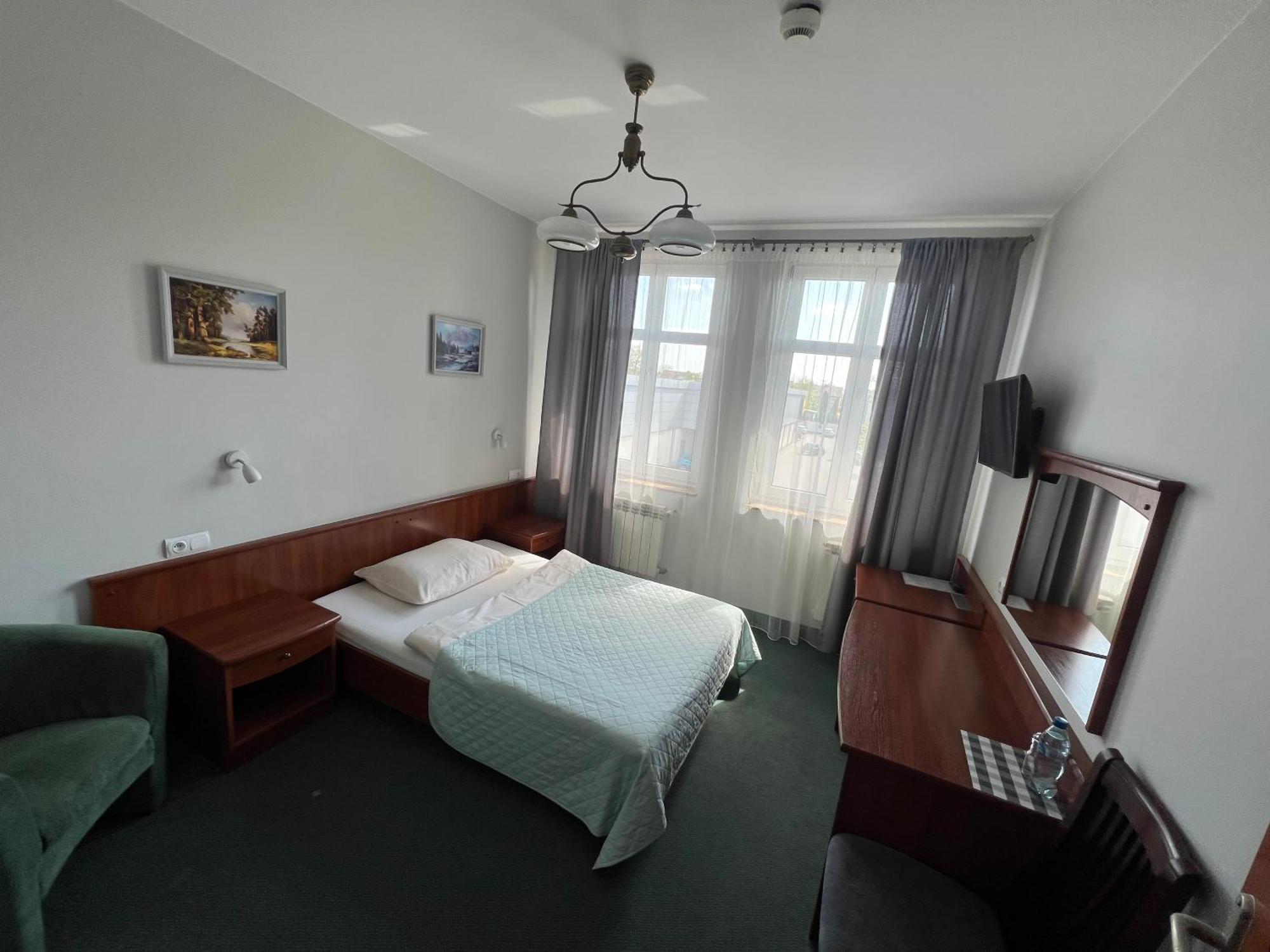 Alabastro Bed & Breakfast Tomaszow Mazowiecki Exterior photo